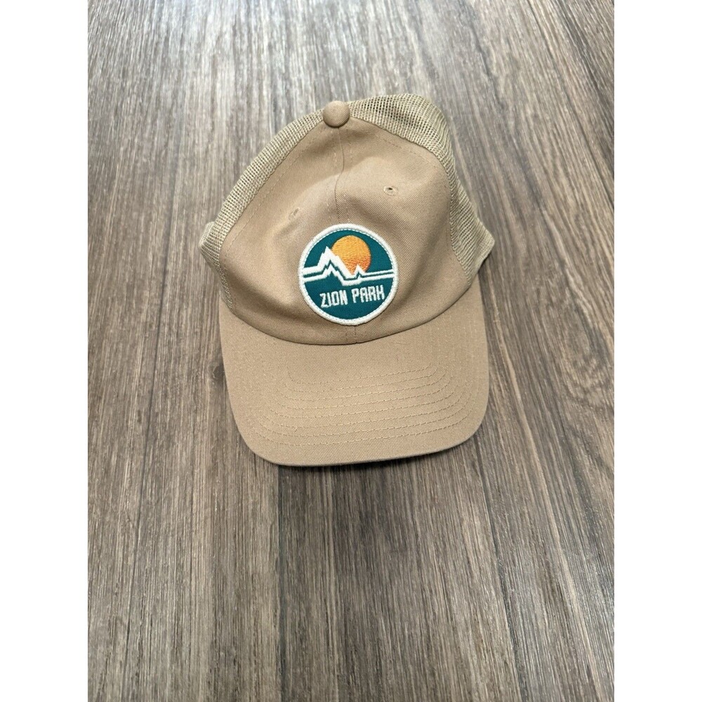 Zion National Park Collection- Distressed Cap American‎ Needle